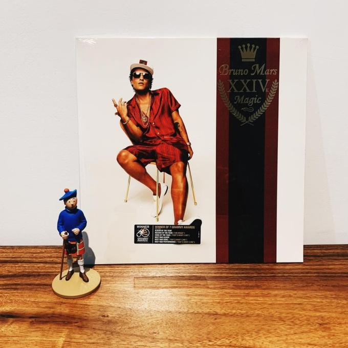 piringan hitam / vinyl / LP Bruno Mars - 24k magic Star Seller Termurah