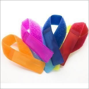 

(18 cm) Tali Pengikat Barang dengan Perekat Kait dan Loop (Strap / Cable Tie)