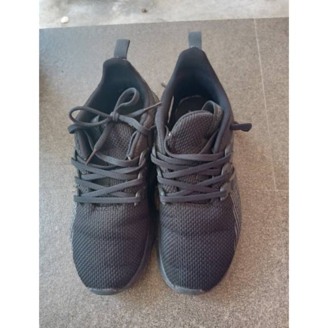 Adidas questar