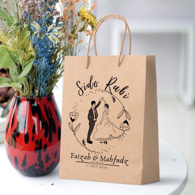 

PAPERBAG SIZE P x L x T = 14 x x 9 x 19 cm TAS KERTAS CUSTOM DESIGN SUKA -SUKA premium exclusiv