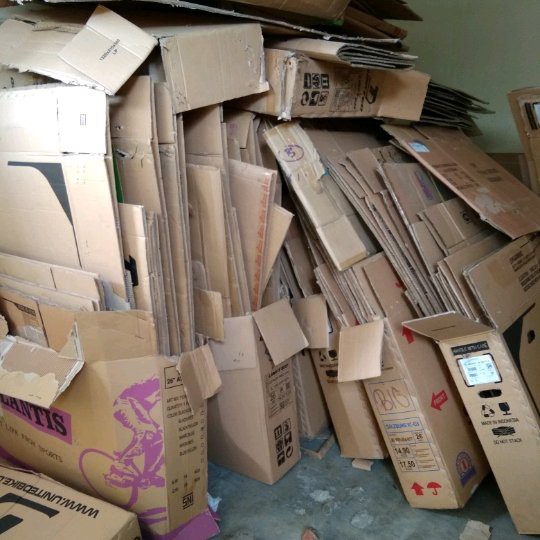 

Obral Murah jual dus bekas