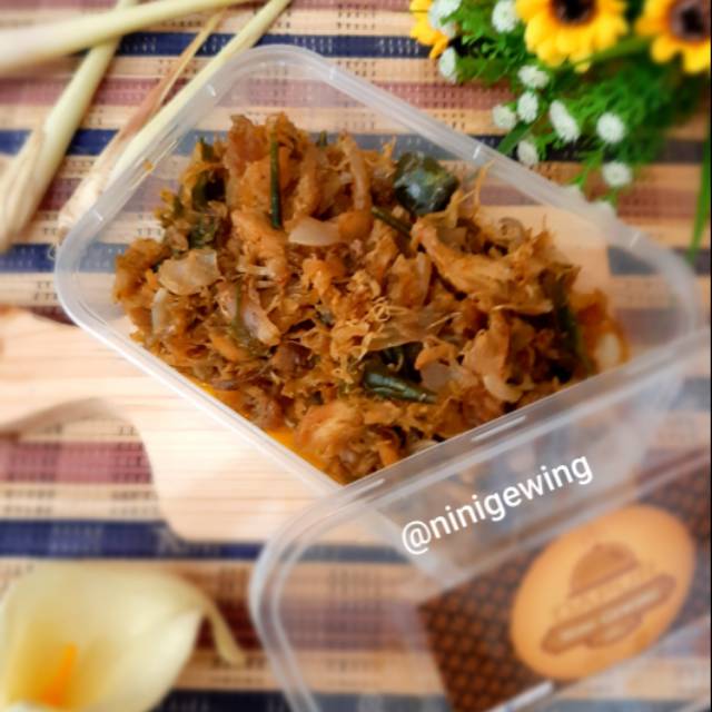 

Ayam suwir Nini Gewing