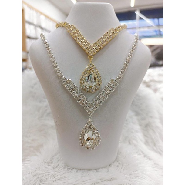 SALE Kalung mewah Fuji Aurel ayu tingting NBC.MEDAN ,cantik best seller,cocok buat nikahan,pesta,ulangtahun kado dll