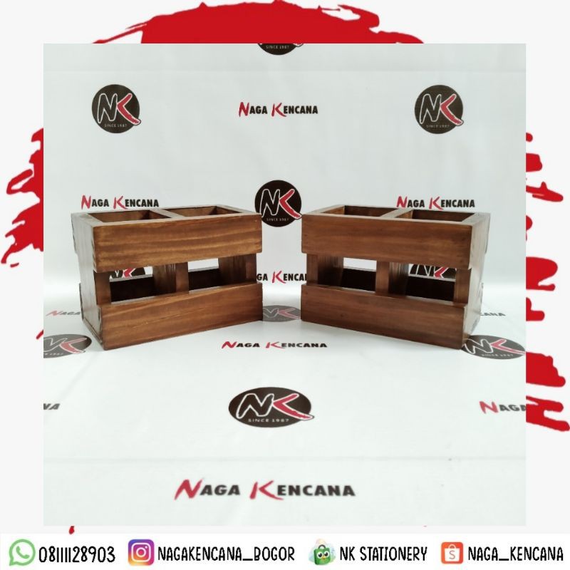 

Kotak Pensil Kayu Coklat Tua 16,5*10*11,5