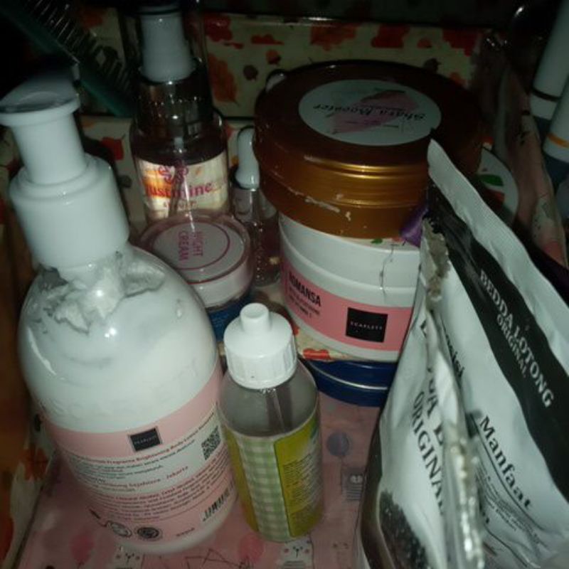 Paket usaha kosmetik