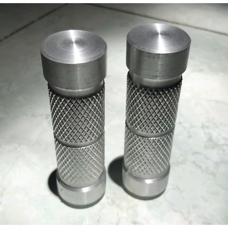 Jalu underbone / footstep / Underbone cocok untuk semua underbone drat 12 selver crome