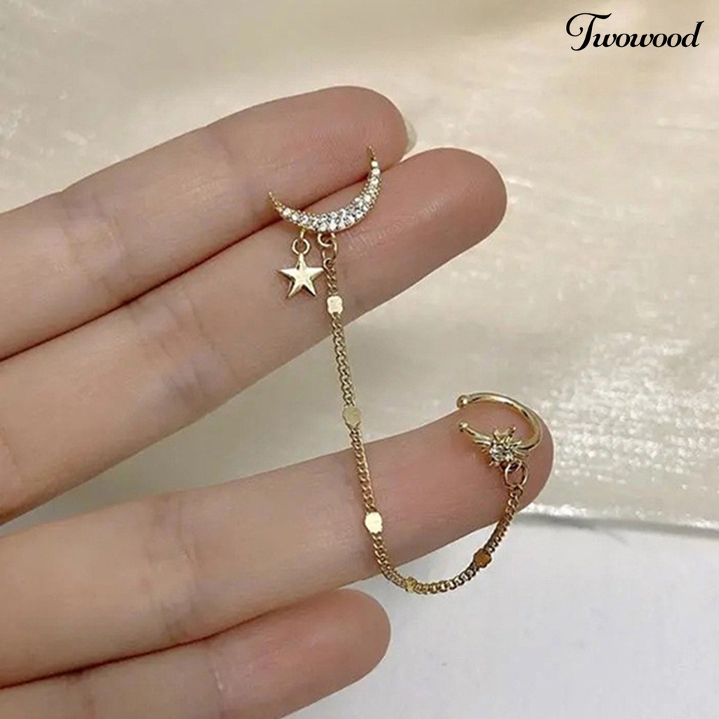 1 Pc Anting Stud Bentuk Bulan Aksen Berlian Imitasi Untuk Wanita