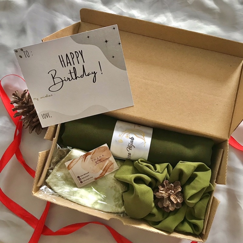 

HAMPER MINI/ULANG TAHUN/GRADUATION/IDUL FITRI/DLL