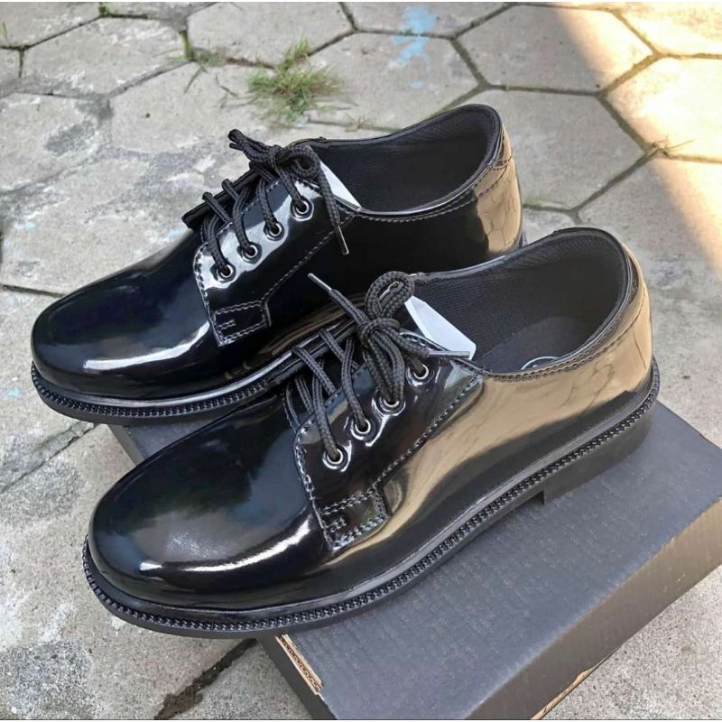 Sepatu PDH Pendek 01 TNI AD AL AU Sepatu Dinas Kerja PDH Pria Tali Satpam Security TNI Kantoran Sepatu Pdh Kulit Kilap Kilat Original - Sepatu Pantofel Pdh Sol Datar Tebal Resleting Tanpa Tali Hitam Kilap untuk Dinas Harian Pantofel Cowok Formal Kerja