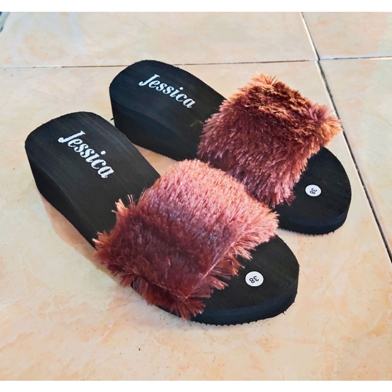 WEDGES BULU RASFUR SANDAL WANITA MURAH