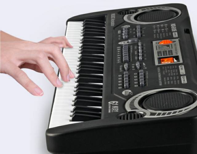 Tma / Mainan Anak Piano Elektronik 61 Keys / Keyboard Electronic 61 Keys Lengkap Mic Dan Charger