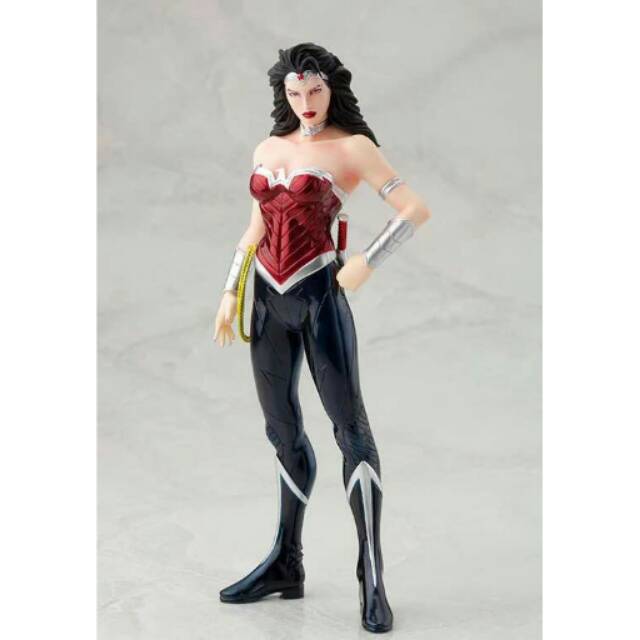 Wonder Woman Figure Figurine Kotobukiya Play Arts PVC KWS