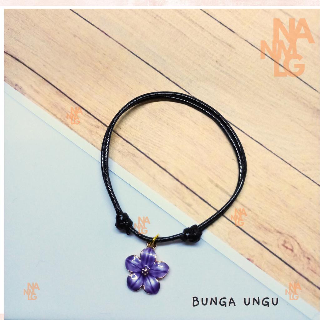 Gelang Tali Charm Bunga