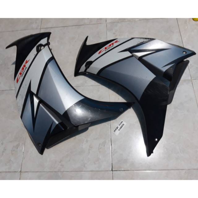 Sayap Fairing CBR 150 R lokal original Hitam