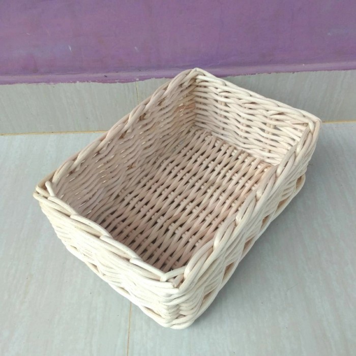 keranjang rotan persegi tempat penyimpanan sovenir serbaguna 25 X 18 X 9 cm