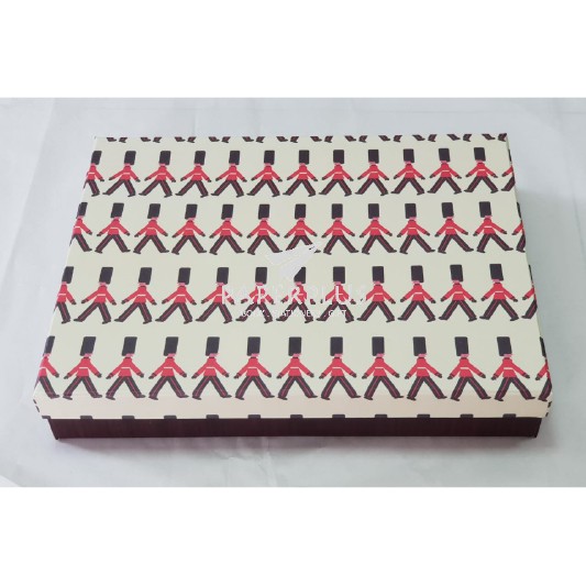 

Kotak Kado / Kotak Hadiah / Gift Box Persegi KK Tentara Inggris