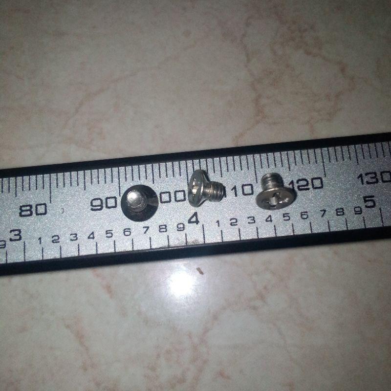 BAUT BAUD SEKRUP SKRUP SCREW LAPTOP NOTEBOOK UNIVERSAL M3x4 3x4 HEAD 5.5mm
