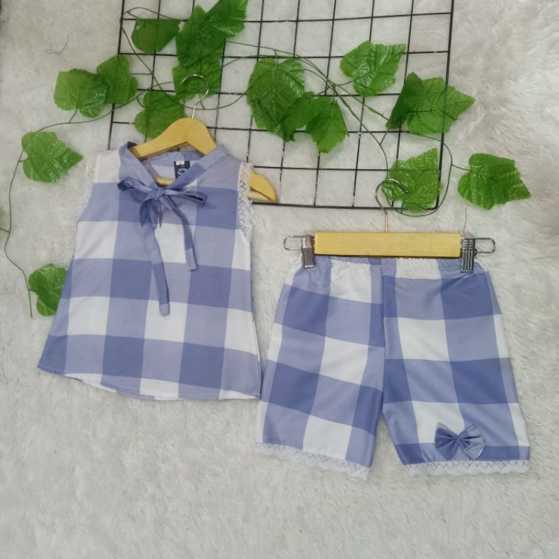 setelan baju anak perempuan 1-3 tahun/ setelan renda kotak-kotak  besar