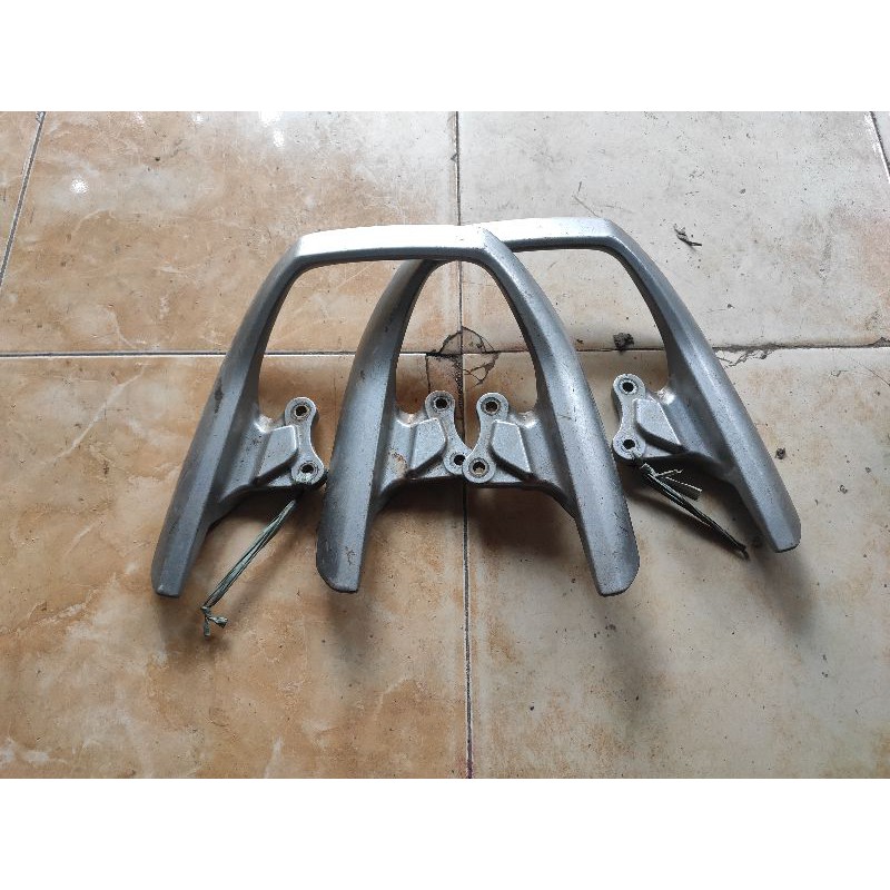 behel bagasi megapro mono shock ori