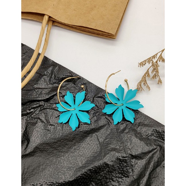 LRC Anting Tusuk Fashion Flower Earrings F67902