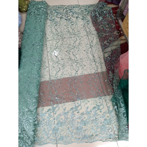 Kain Tile Akar Pinggiran/Akar Mutiara/Sorousky/Bahan Kebaya