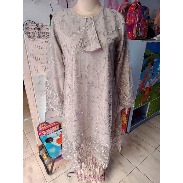 COD KEBAYA TUNIK TULE TILE JUMBO TULLE TULLE SERAGAM KEBAYA BRIDESMAIDS KEBAYA WISUDA MINT UNGU TARO ABU-TULE BORDIR-ABU