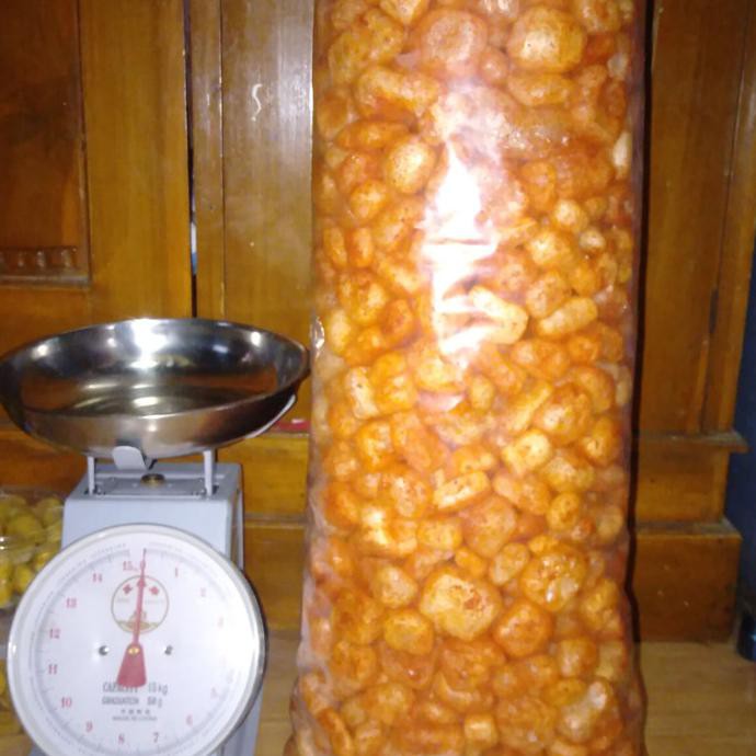 

KERUPUK KULIT SAPI asli pedasss 1kg