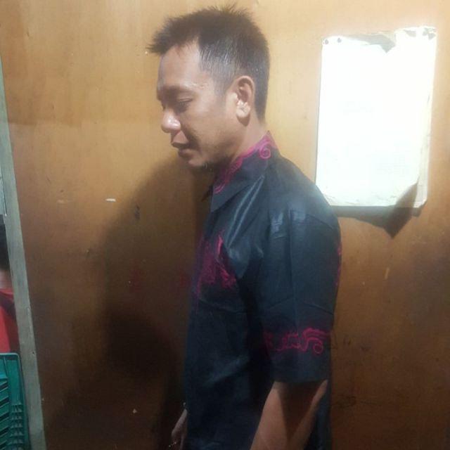 Baju Batik Ukiran Merah,kemeja Fashion