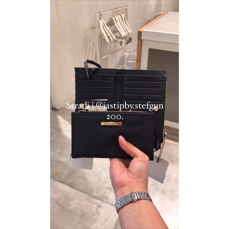 STRADIVARIUS DOMPET KECIL