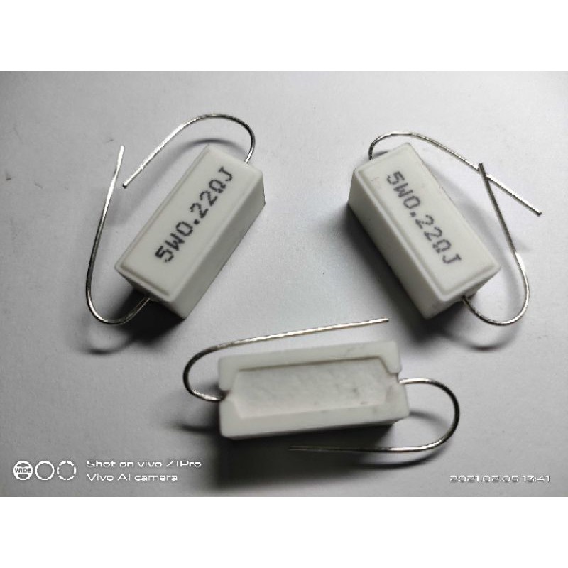 Resistor Kapur 5watt 0.22 ohm