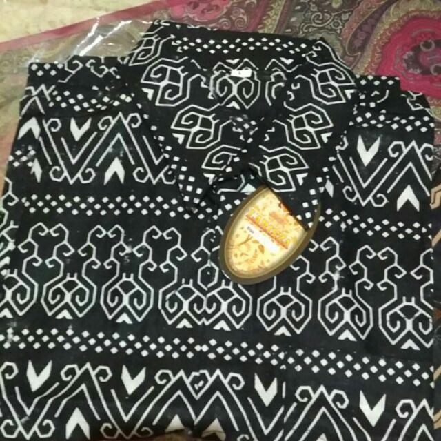 Kemeja Batik Pria Motif Manuk Putih