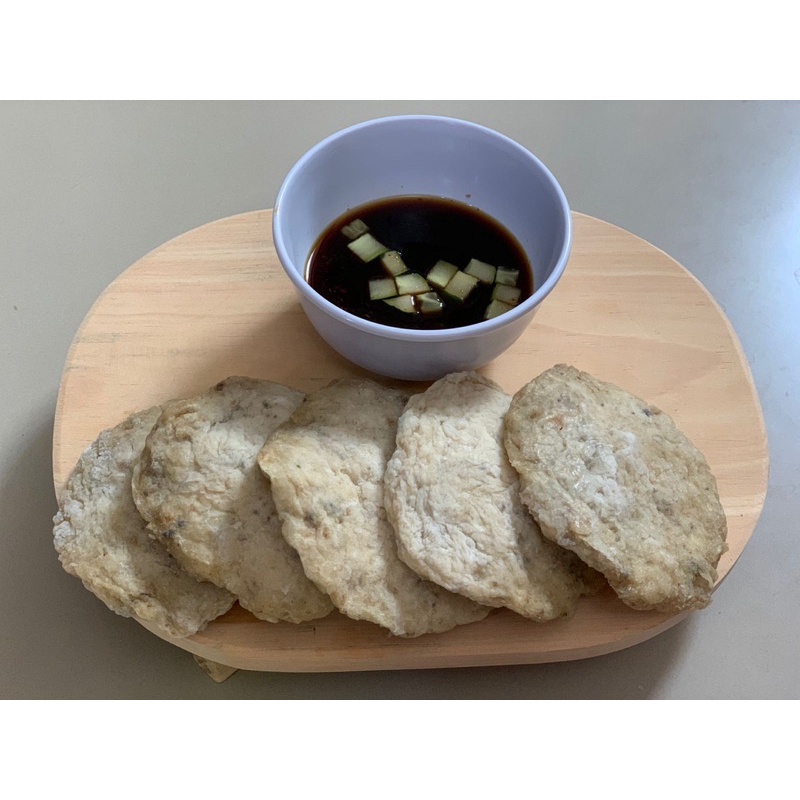 

Pempek kulit krispi khas ello (frozen: 5 pcs)