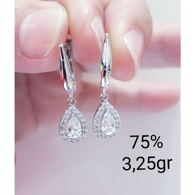 Anting wanita emas putih 17K