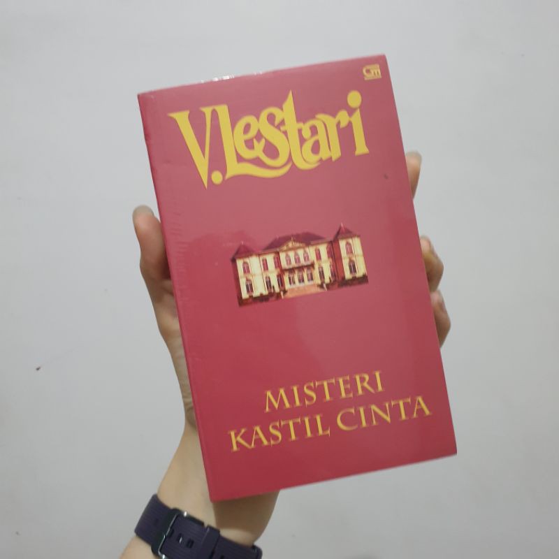 [Novel] Misteri Kastil Cinta - V. Lestari