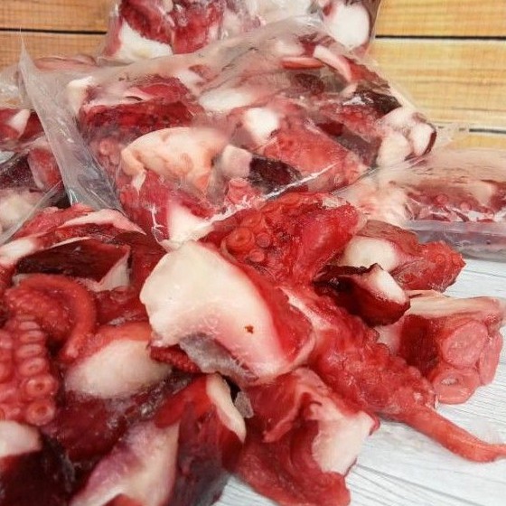 

Gurita/ octopus/tako leg cut 250gr | greade A