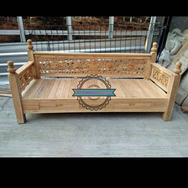 Daybed panjang kayu jati - Bale bale risban ukir Jepara