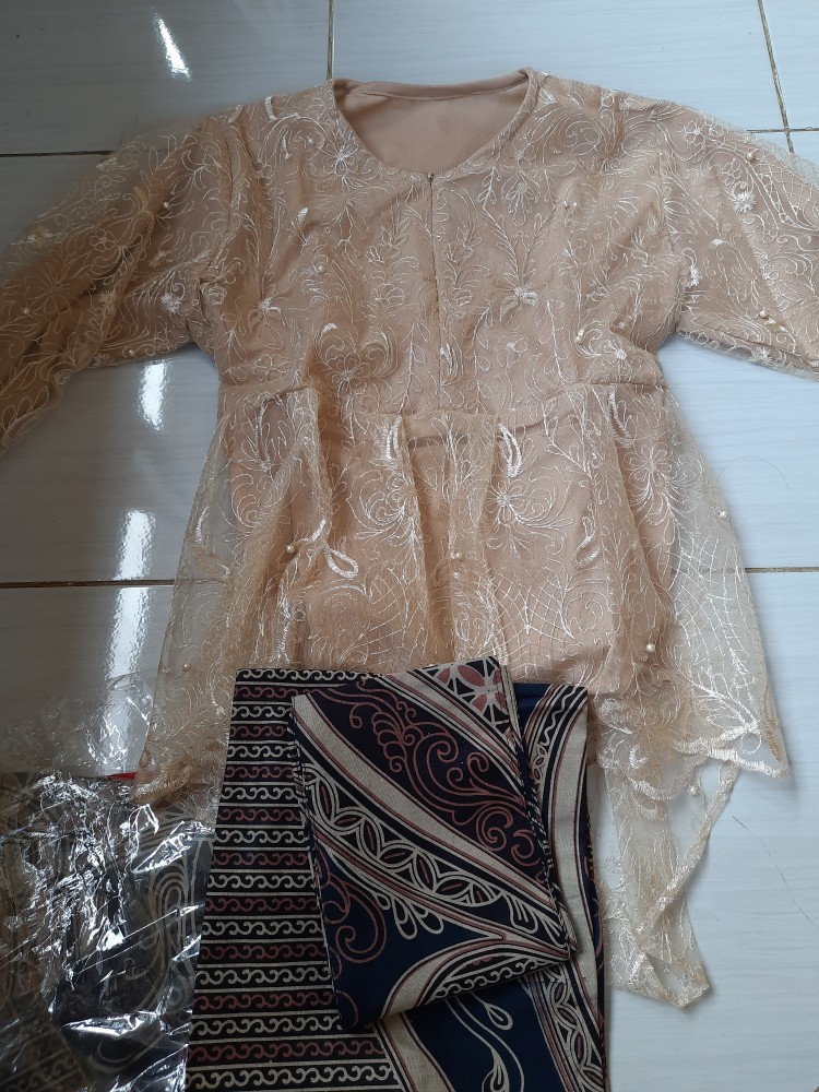 Maura Couple - Sania Ruffle Batik Couple Ori Ndoro Jowi Dnt Garansi Termurah Shopee - Pinguin One