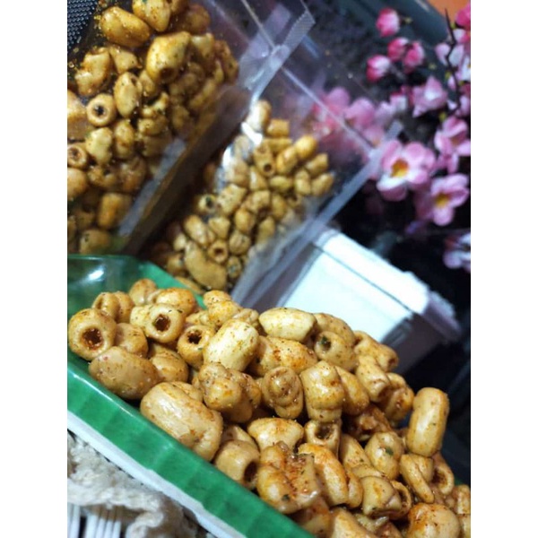 

makaroni pedas daun jeruk