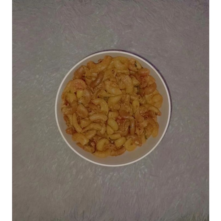 

Makaroni kering daun jeruk