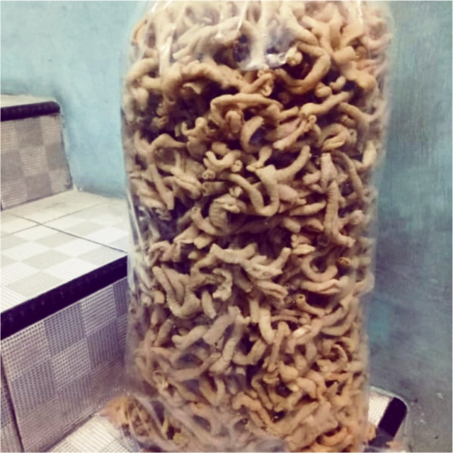 

Keripik usus ayam dari desa wedi gedangan