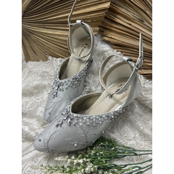 sepatu wanita Yohanes bahan tdk transparan silver 5cm lancip