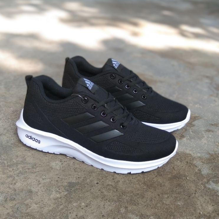 Sale Terbatas Sepatu Sekolah Adidas Hitam Putih - Hitam Polos Pria/Wanita Sepatu Kerja