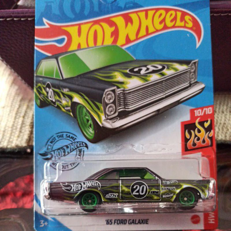 Hot wheels Super treasure hunt 65 ford Galaxie