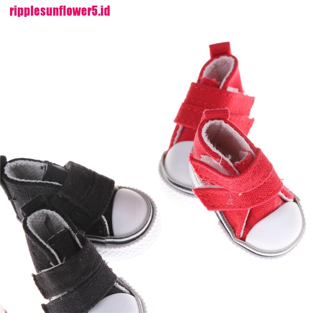 # Kaos T-Shirt Wanita Lengan Pendek Motif Print #Mainan Sepatu Sneakers Kanvas Ukuran 5cm Untuk Aksesoris Boneka Bjd 1 / 6