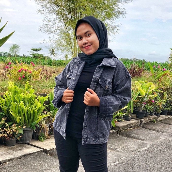 JAKET JEANS ALMA SANDWASH JUMBO LD 100-146 BAHAN DENIM JAKET WANITA CROPTY BIGSIZE-ARETHA HITAM LD 120