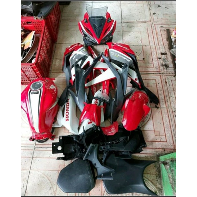 BODY FULLSET FAIRING TANGKI BATOK SPEEDOMETER NEW CBR 150R FACELIFT ORIGINAL COPOTAN