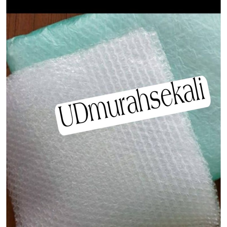 

Bubble Wrap Putih Hitam Lembaran potongan 30cmX30cm