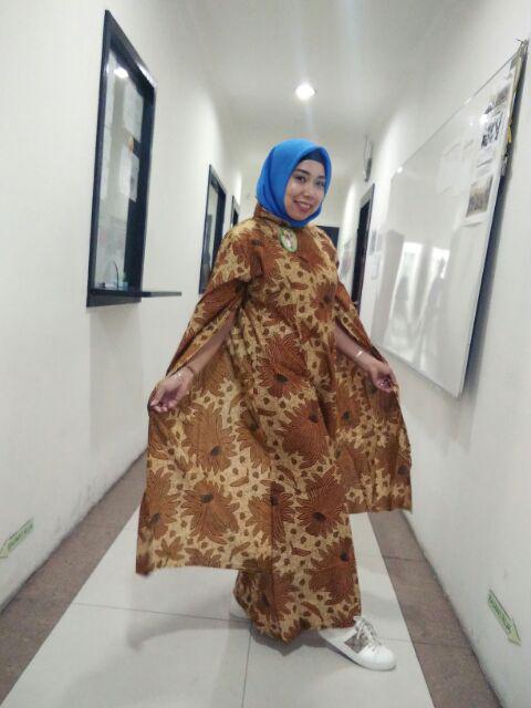 Maxi Cape Batik Sogan Premium Kondangan Modern Casual Kaftan