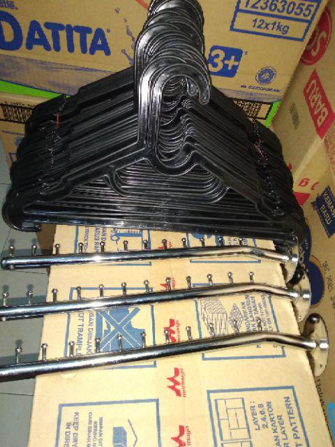 Hanger Plastik Segitiga Murahhh Banget Di Jual Perlusin / 12 Pcs