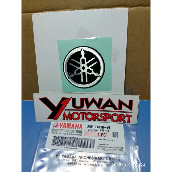 Emblem yamaha nmax    ORIGINAL YAMAHA